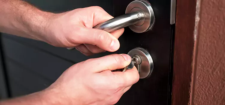 Door Closer Repair & Installation Suisun City